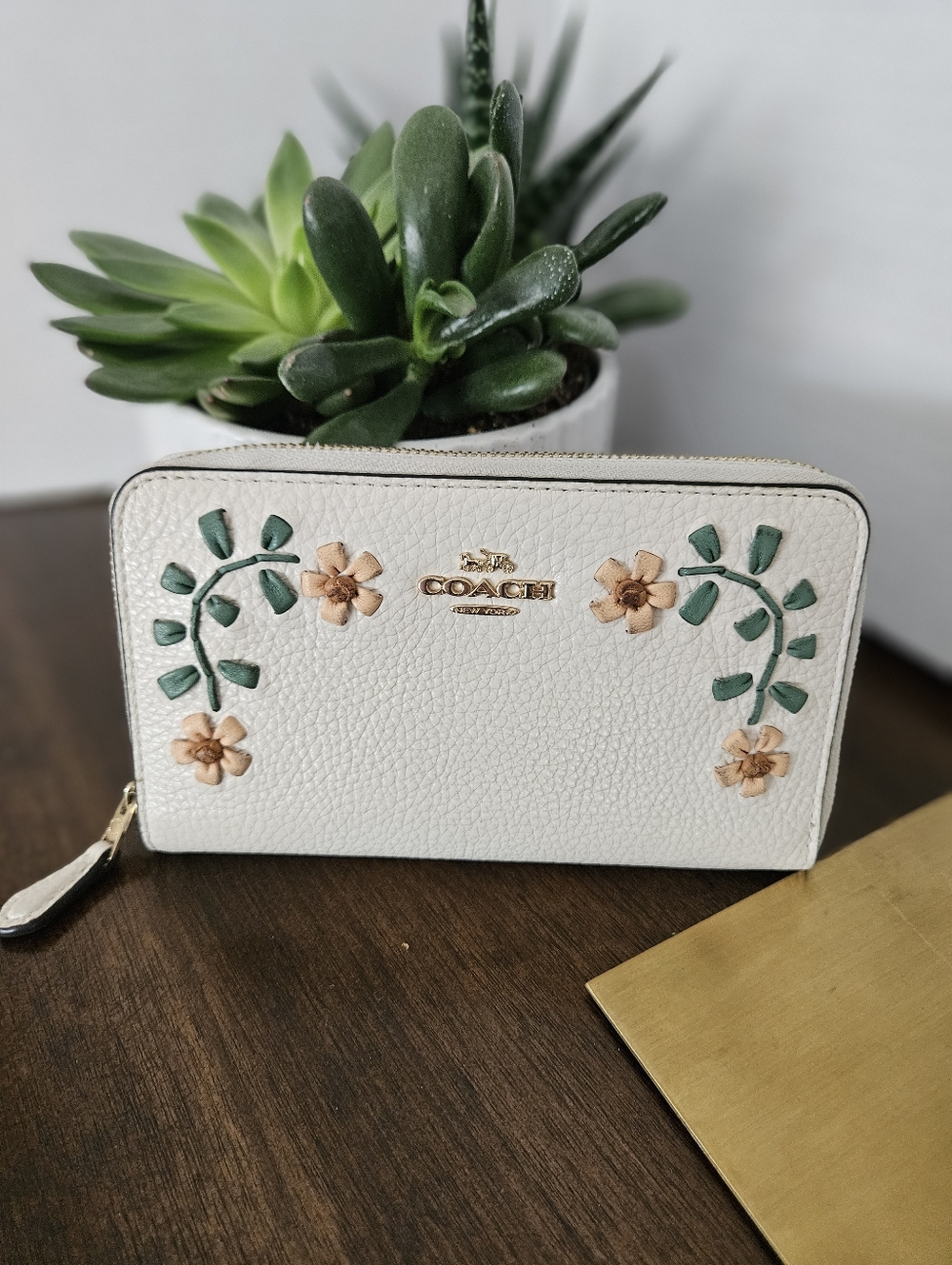 Coach Medium Id Zip Wallet With Floral Whipstitch In Chalk Nappa Leather